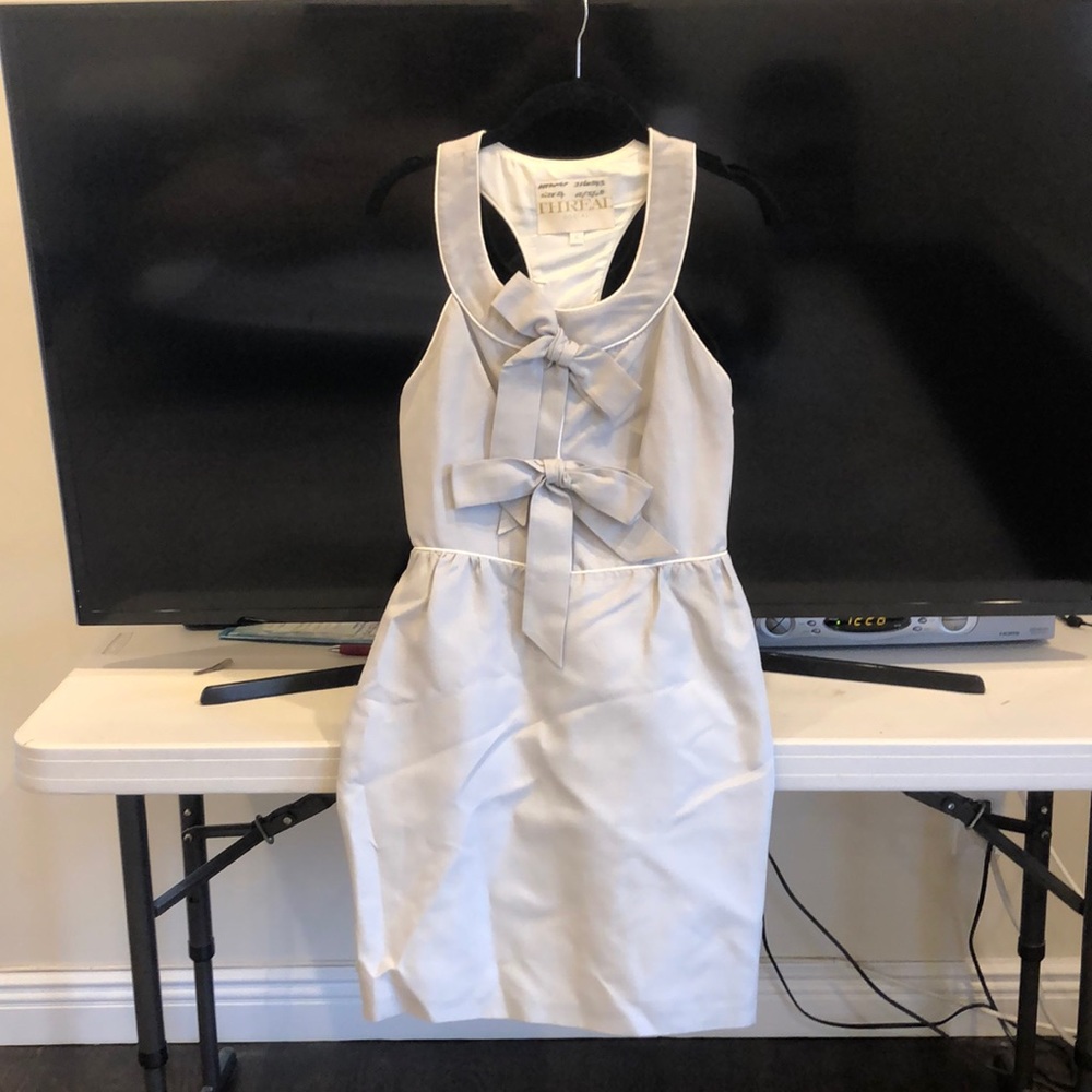 Thread Social Light Gray Dress Sz 4